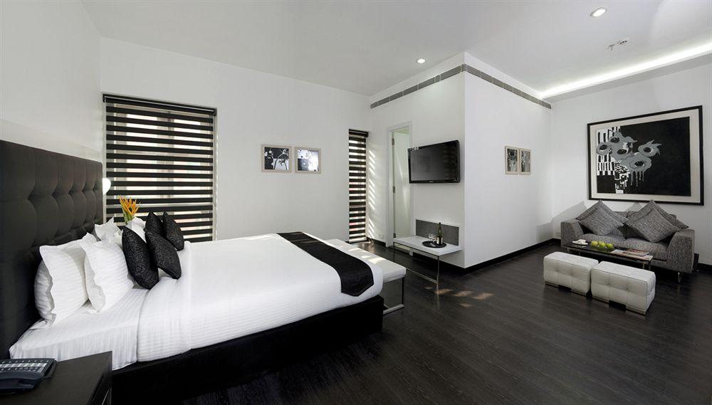 Sapphire Suite Calcutta Exterior foto