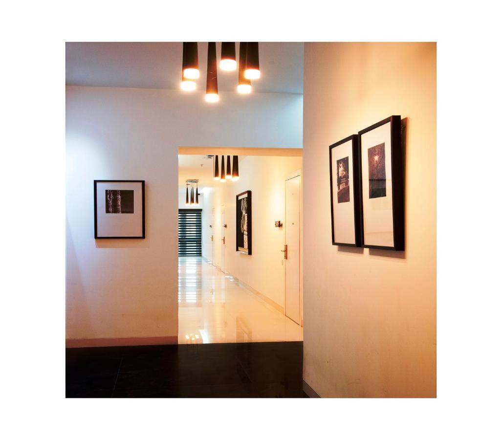 Sapphire Suite Calcutta Exterior foto