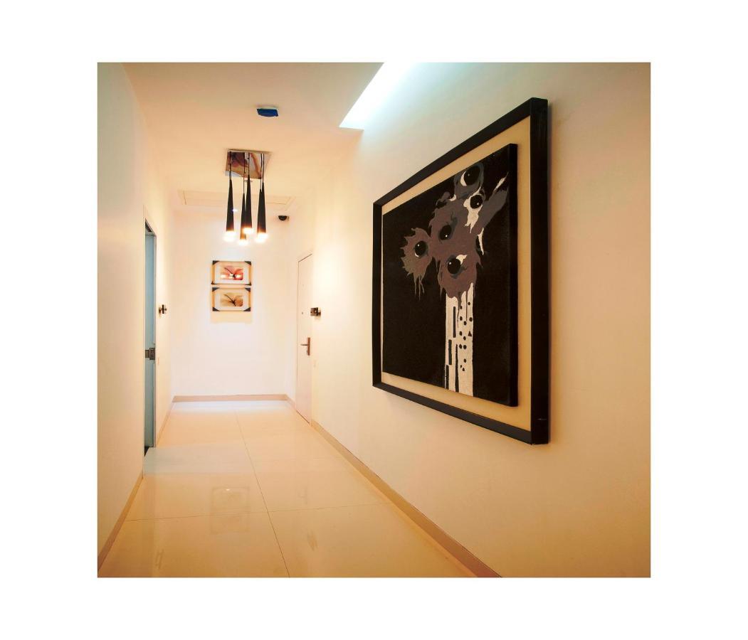 Sapphire Suite Calcutta Exterior foto