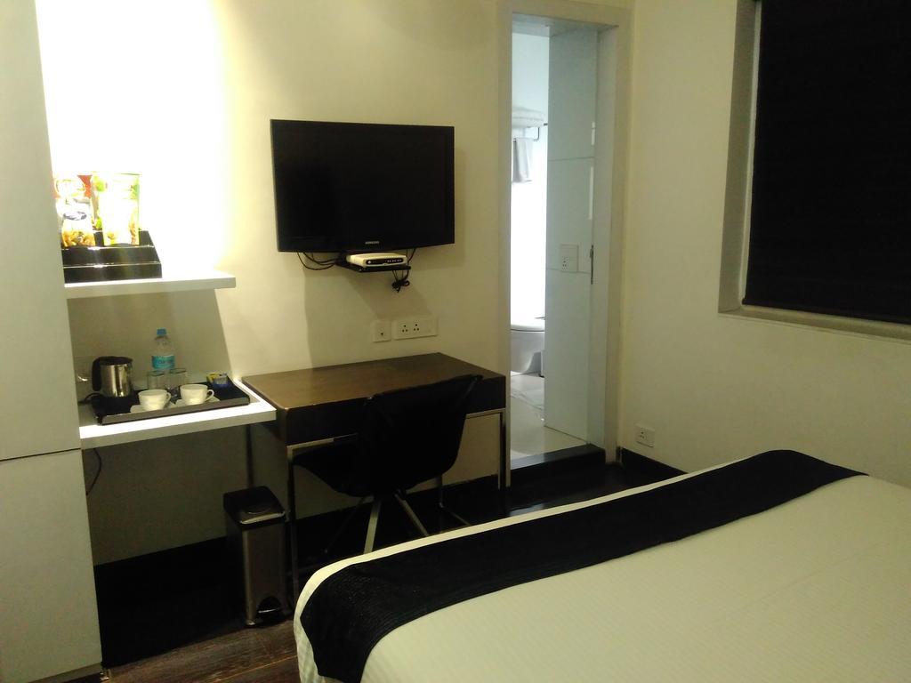 Sapphire Suite Calcutta Exterior foto