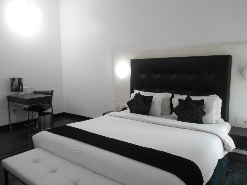 Sapphire Suite Calcutta Cameră foto